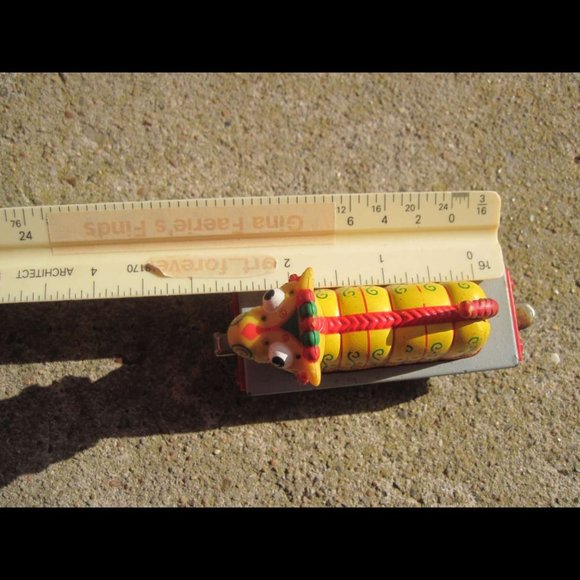 Decorative Yellow Chinese Dragon Magnetic Rolling Train Toy Learning Curve 2003 - Picture 9 of 10